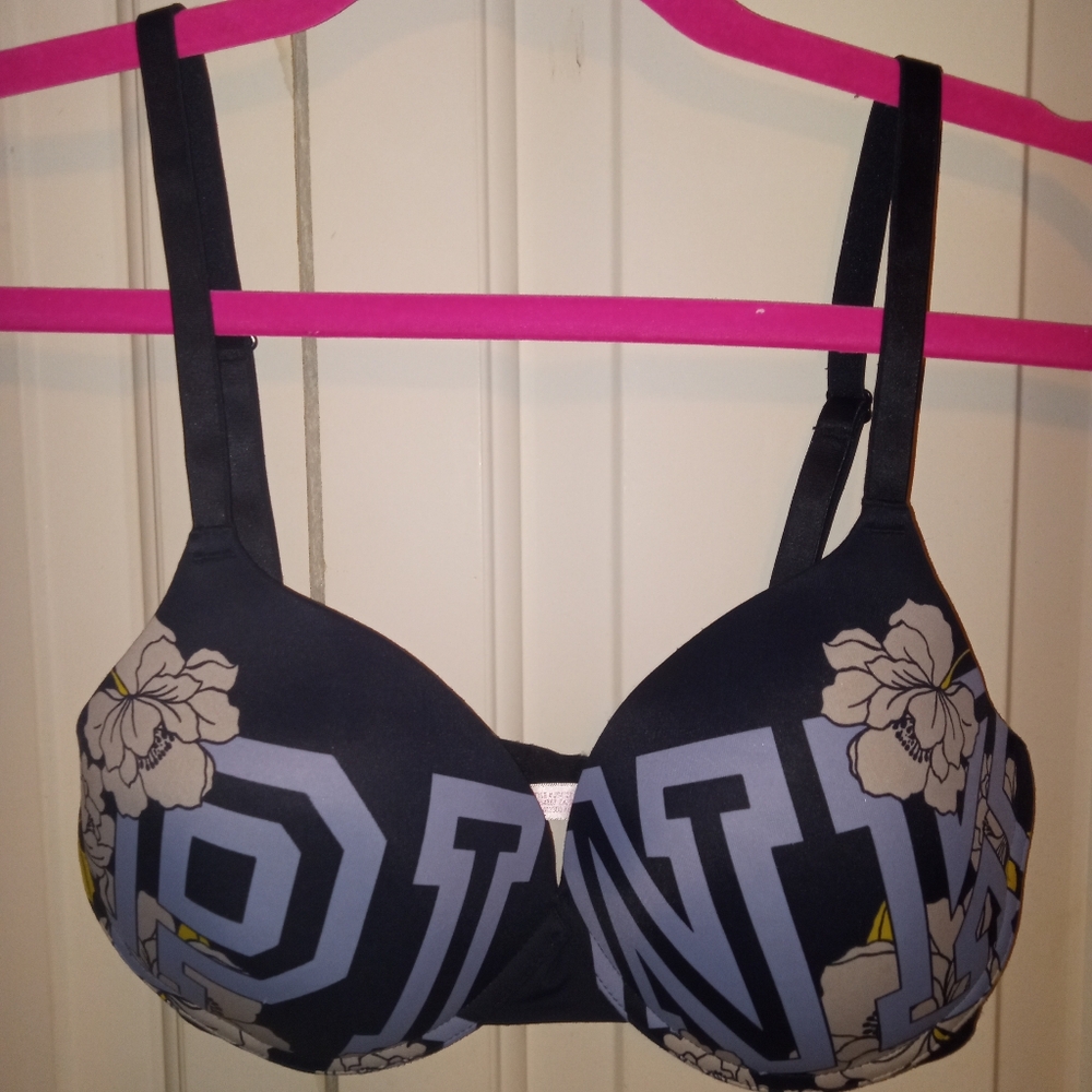 PINK Victoria's Secret Black Floral Logo T-Shirt Bra